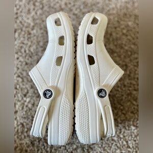 CROCS Classic White Clogs